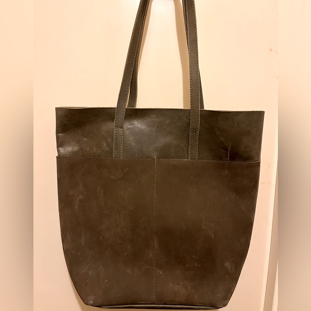 Able Leather Tote